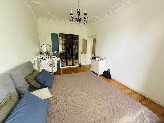 Satılır 2 otaqlı köhnə tikili 78 m², Nəsimi r., photo 7 from 12