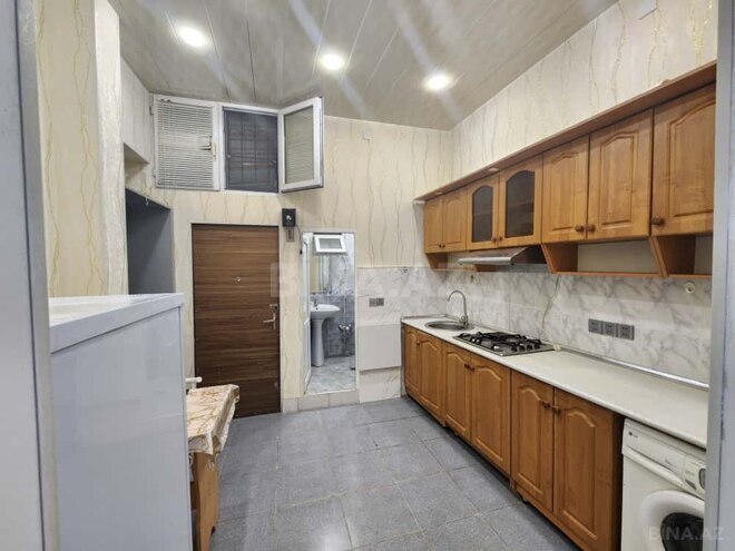 İcarəyə verilir 1 otaqlı köhnə tikili 30 m², Sahil m., photo 4 from 10