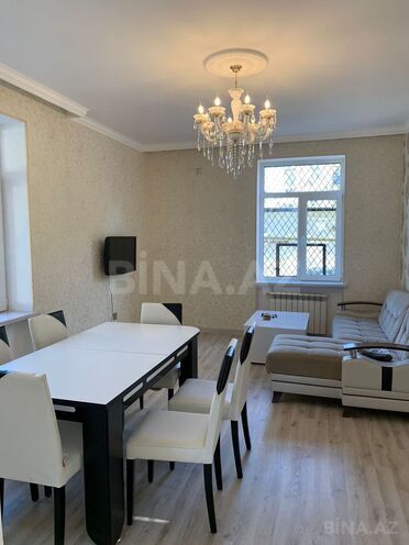 İcarəyə verilir 2 otaqlı köhnə tikili 60 m², Qara Qarayev m., photo 1 from 19