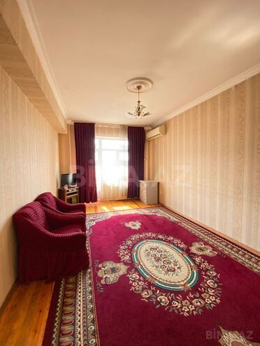 Сдаётся 2-комн. новостройка 75 м², м. 8 ноября, photo 3 from 14
