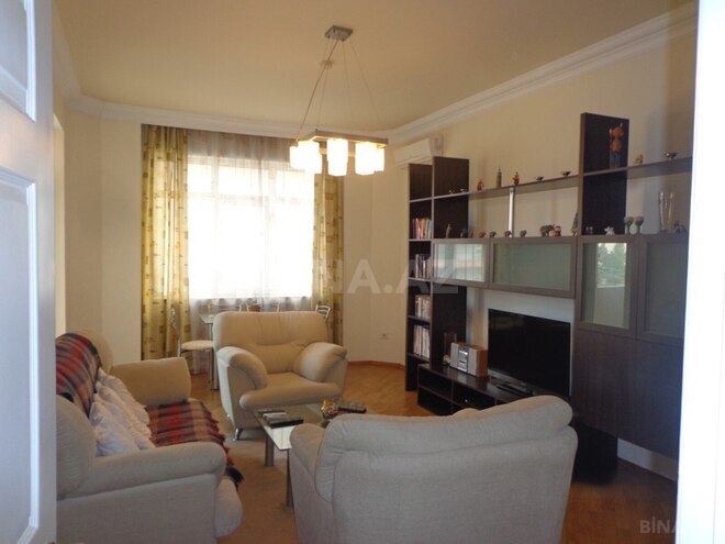 İcarəyə verilir 2 otaqlı yeni tikili 90 m², Nizami m., photo 3 from 13