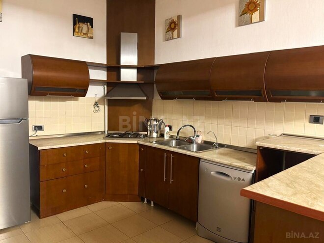 Сдаётся 3-комн. новостройка 100 м², м. Элмляр Академиясы, photo 5 from 13