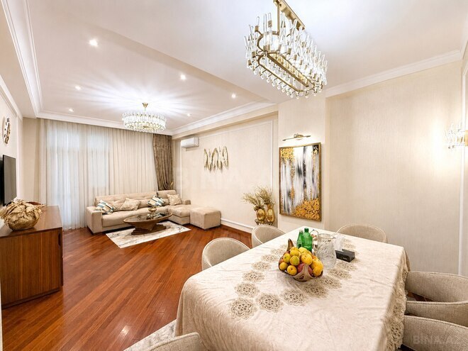 Продаётся 3-комн. новостройка 100 м², м. Нариман Нариманов, photo 1 from 17