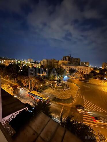 İcarəyə verilir 3 otaqlı köhnə tikili 80 m², Yasamal r., photo 26 from 30