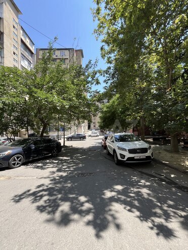 Продаётся 3-комн. вторичка 80 м², м. Мемар Аджеми, photo 22 from 24