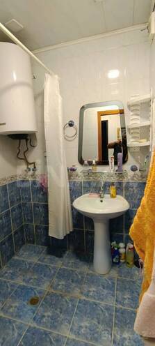 İcarəyə verilir 2 otaqlı köhnə tikili 75 m², 8 Noyabr m., photo 5 from 9