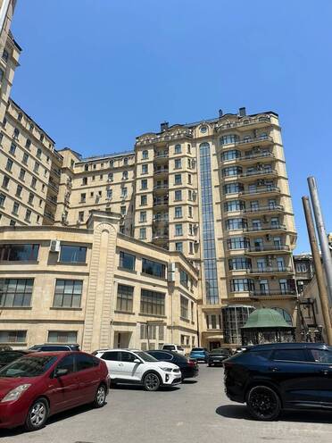 Satılır 3 otaqlı yeni tikili 140 m², Sahil m., photo 1 from 29