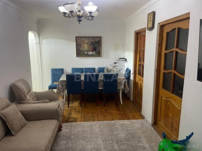 Продаётся 3-комн. вторичка 60 м², м. Нариман Нариманов, photo 3 from 12