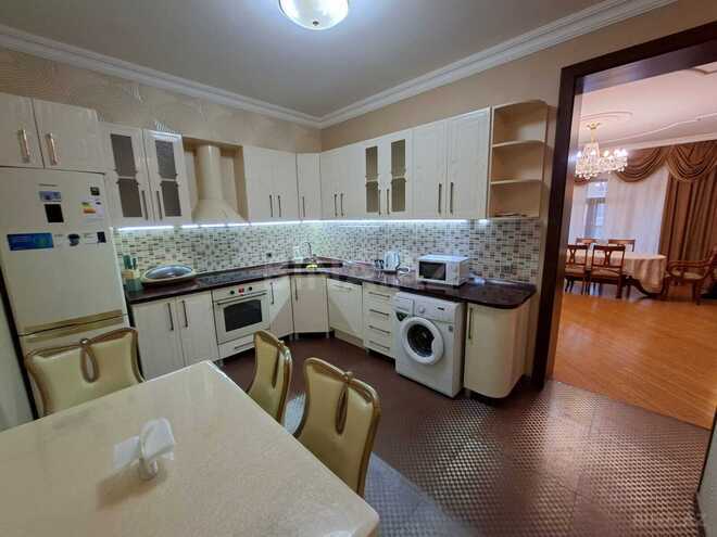 İcarəyə verilir 3 otaqlı yeni tikili 120 m², 28 May m., photo 11 from 22