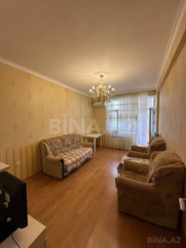 Сдаётся 2-комн. новостройка 80 м², м. Иншаатчылар, photo 1 from 15