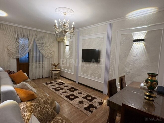 Продаётся 3-комн. вторичка 85 м², м. Ази Асланов, photo 3 from 14