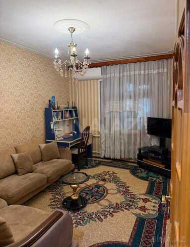 Satılır 3 otaqlı köhnə tikili 80 m², İnşaatçılar m., photo 3 from 11