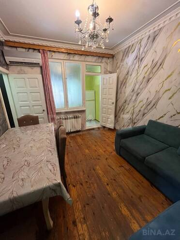 Satılır 3 otaqlı köhnə tikili 55 m², Memar Əcəmi m., photo 3 from 9