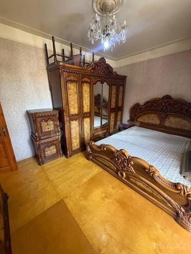 Сдаётся 2-комн. вторичка 65 м², Хатаинский р., photo 1 from 12