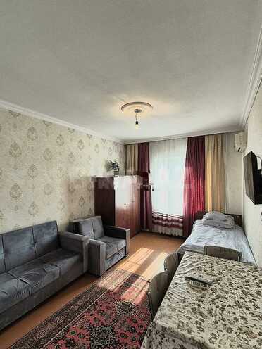 Satılır 1 otaqlı köhnə tikili 40 m², Massiv V q., photo 1 from 14