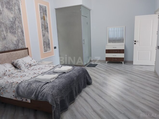 İcarəyə verilir 5 otaqlı həyət evi/bağ evi 250 m², photo 16 from 22