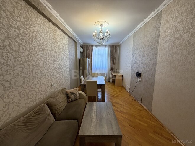 Продаётся 2-комн. новостройка 85 м², м. Иншаатчылар, photo 1 from 18