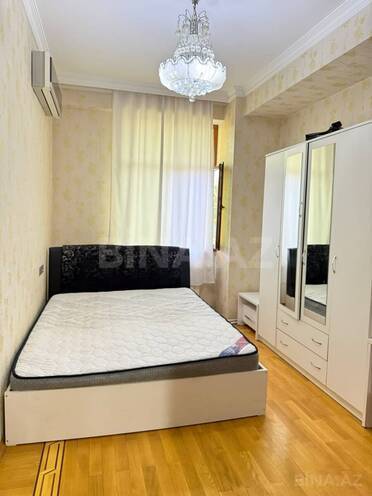 Сдаётся 2-комн. новостройка 80 м², м. 20 января, photo 1 from 15