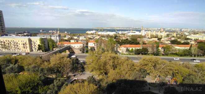 Satılır 3 otaqlı köhnə tikili 70 m², Həzi Aslanov m., photo 1 from 14