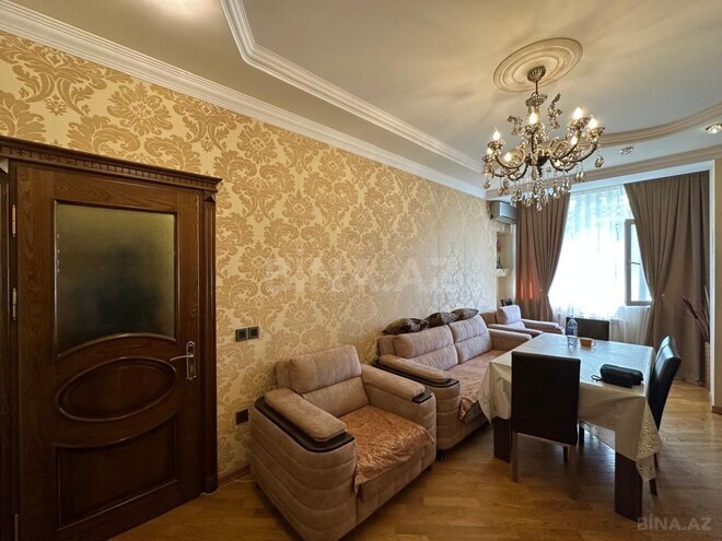 Satılır 3 otaqlı köhnə tikili 78 m², Qara Qarayev m., photo 4 from 15