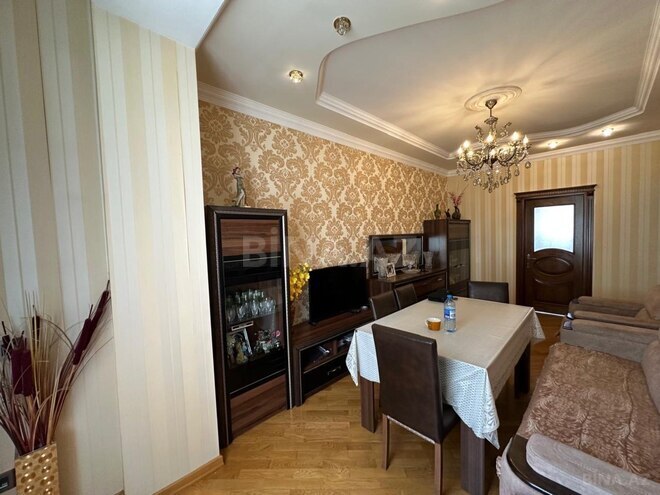 Satılır 3 otaqlı köhnə tikili 78 m², Qara Qarayev m., photo 5 from 15