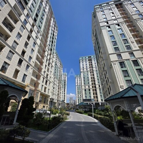 Продаётся 3-комн. новостройка 140 м², м. Гянджлик, photo 1 from 10