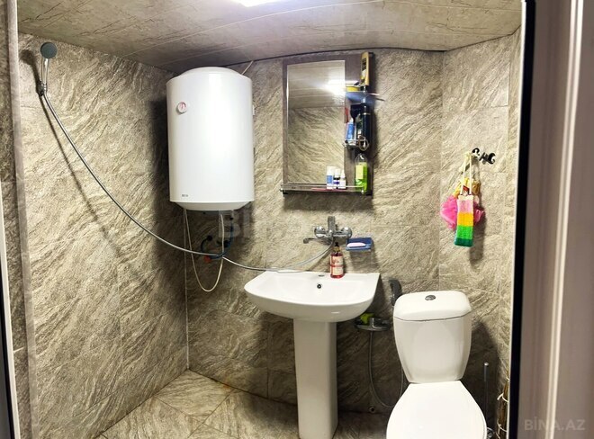 Продаётся 2-комн. вторичка 45 м², м. Кара Караев, photo 8 from 9