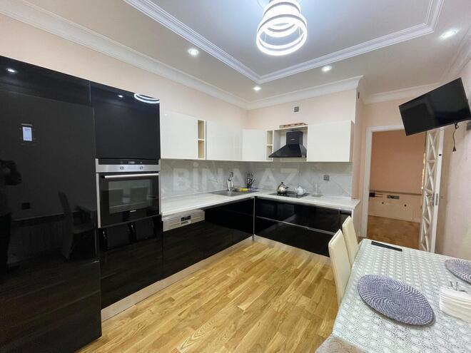 Сдаётся 3-комн. новостройка 148 м², м. 8 ноября, photo 14 from 22