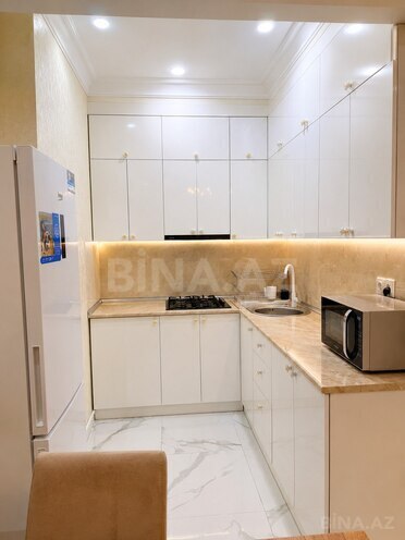Сдаётся 2-комн. новостройка 64 м², м. Иншаатчылар, photo 5 from 12