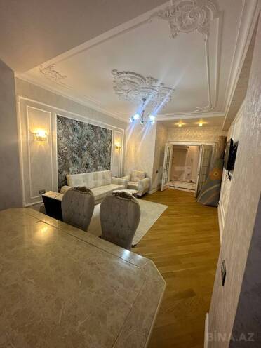 Сдаётся 3-комн. новостройка 116 м², Насиминский  р., photo 3 from 18