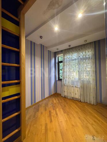Satılır 3 otaqlı köhnə tikili 91 m², Nizami m., photo 14 from 21