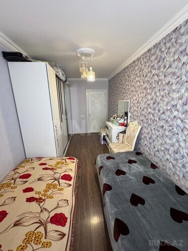 Продаётся 3-комн. вторичка 75 м², м. Кара Караев, photo 8 from 12