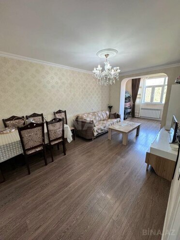 Satılır 3 otaqlı köhnə tikili 60 m², Qara Qarayev m., photo 3 from 12