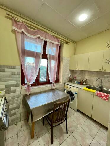 İcarəyə verilir 2 otaqlı köhnə tikili 60 m², 28 May m., photo 7 from 11