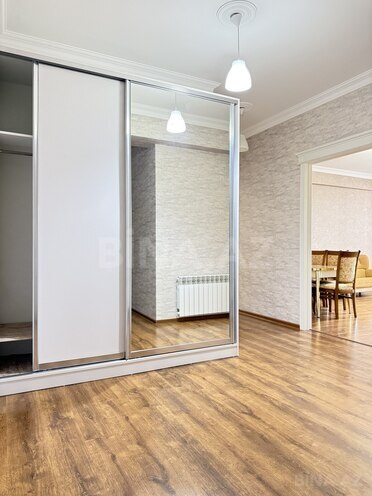 Сдаётся 3-комн. новостройка 140 м², м. Иншаатчылар, photo 30 from 31