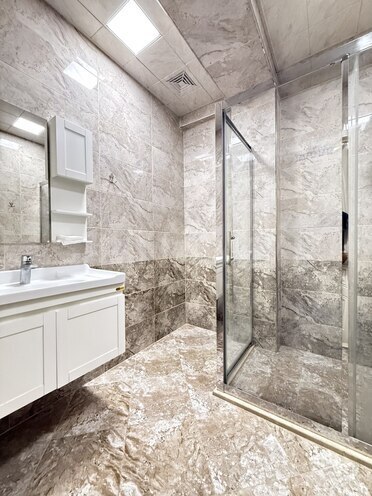 Сдаётся 3-комн. новостройка 140 м², м. Иншаатчылар, photo 13 from 31