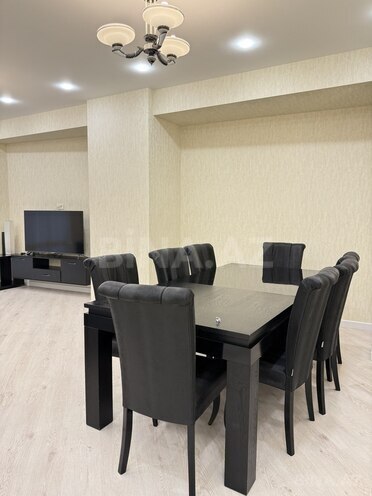 Сдаётся 3-комн. новостройка 148 м², м. 8 ноября, photo 11 from 23