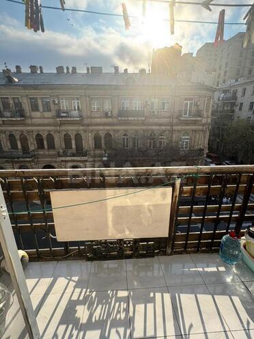 Satılır 2 otaqlı köhnə tikili 60 m², 28 May m., photo 8 from 21