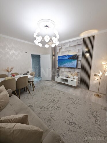 Продаётся 3-комн. вторичка 70 м², пос. Бакиханова, photo 1 from 18