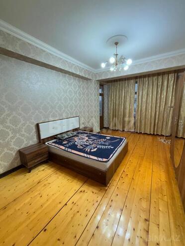 Сдаётся 3-комн. новостройка 105 м², Абшеронcкий  р., photo 6 from 19
