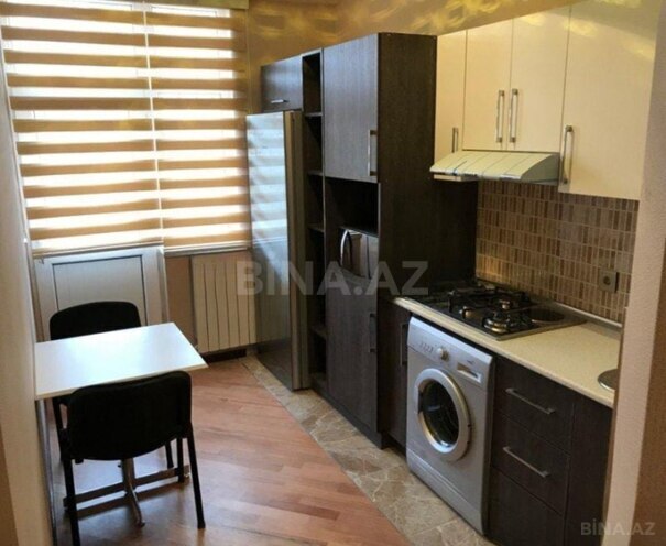 İcarəyə verilir 2 otaqlı köhnə tikili 60 m², 28 May m., photo 4 from 7