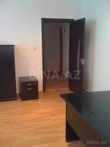 Сдаётся 4-комн. офис 110 м², м. Элмляр Академиясы, photo 8 from 16