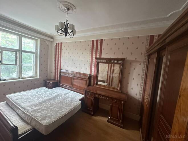 İcarəyə verilir 2 otaqlı köhnə tikili 80 m², Neftçilər m., photo 4 from 13