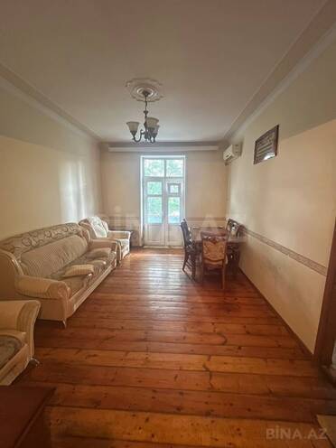 İcarəyə verilir 2 otaqlı köhnə tikili 80 m², Neftçilər m., photo 3 from 13