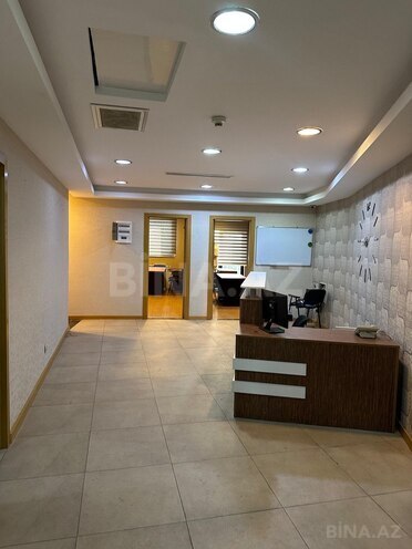 İcarəyə verilir 5 otaqlı yeni tikili 230 m², Gənclik m., photo 3 from 15