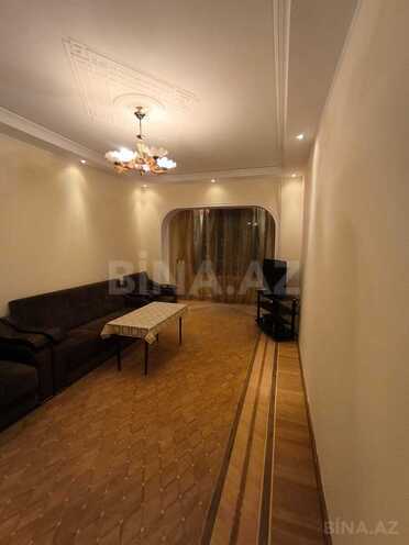 İcarəyə verilir 2 otaqlı köhnə tikili 70 m², Gənclik m., photo 1 from 22