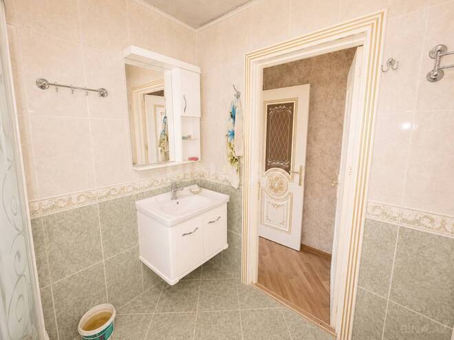 Satılır 3 otaqlı köhnə tikili 85 m², Bakıxanov q., photo 14 from 18