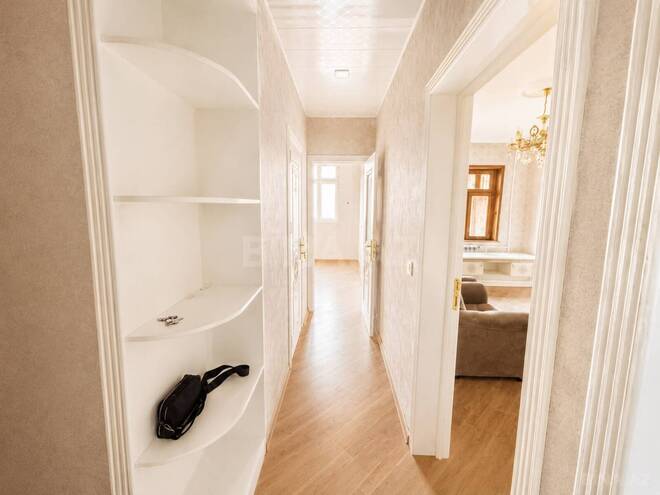 Satılır 3 otaqlı köhnə tikili 85 m², Bakıxanov q., photo 16 from 18