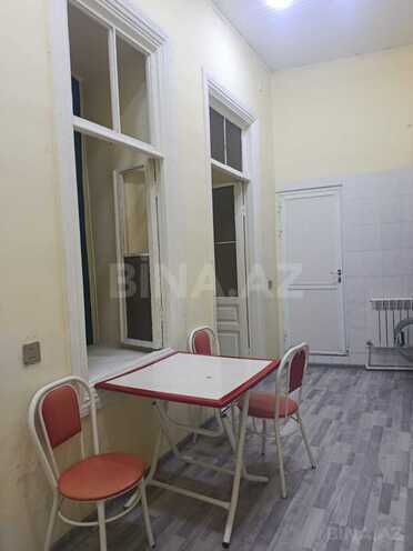 Satılır 2 otaqlı köhnə tikili 56 m², Nizami m., photo 9 from 16
