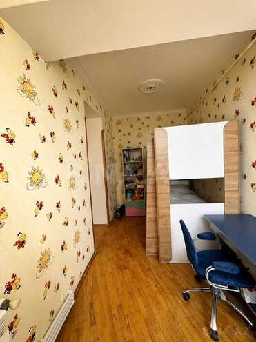 Satılır 3 otaqlı köhnə tikili 85 m², Xalqlar Dostluğu m., photo 12 from 15